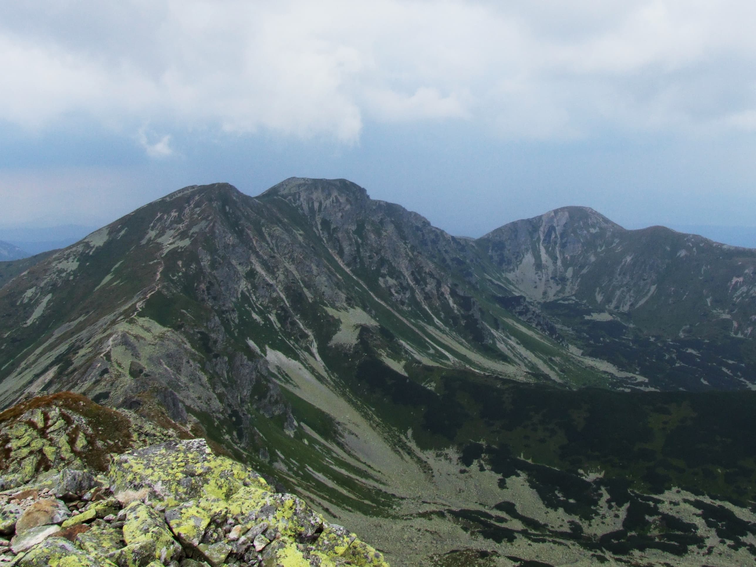 Salatín and the Roháče skyline — the optional ridge extension’s terrain